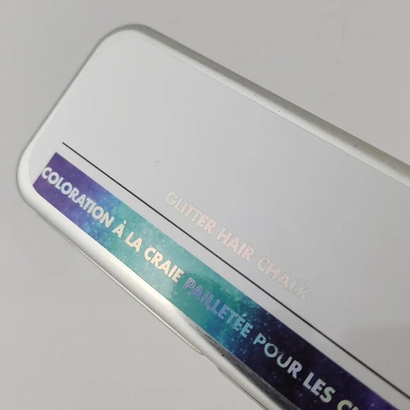 ⭐️3/ $30⭐️ Claire's Glitter Hair Chalk 7 Colours Tin Pack - Picture 6 of 9